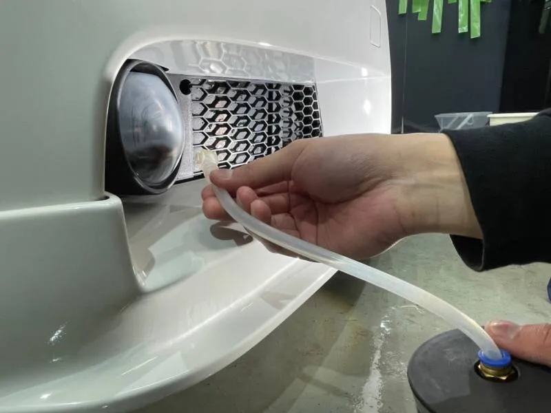 東京のヘッドライトスチーマー施工方法