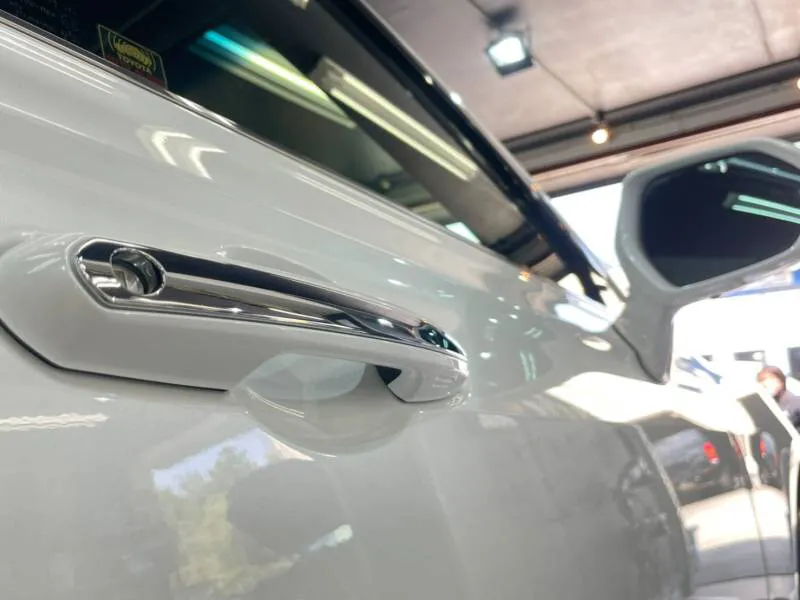 クラウンへのボディコーティングは「MICRO FENCE 」がおすすめ