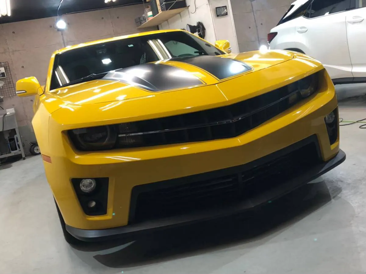 ステルスPPFをボンネットストライプへ施工して保護