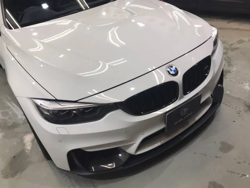東京のBMW M4のカーボンルーフへのプロテクションフィルムとセラミックコーティング専門店