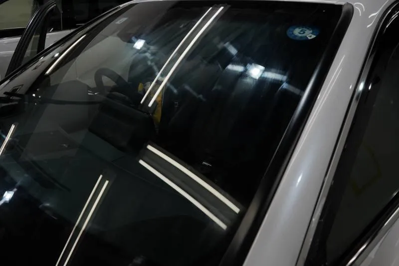 フロント3面の撥水加工を東京で施工