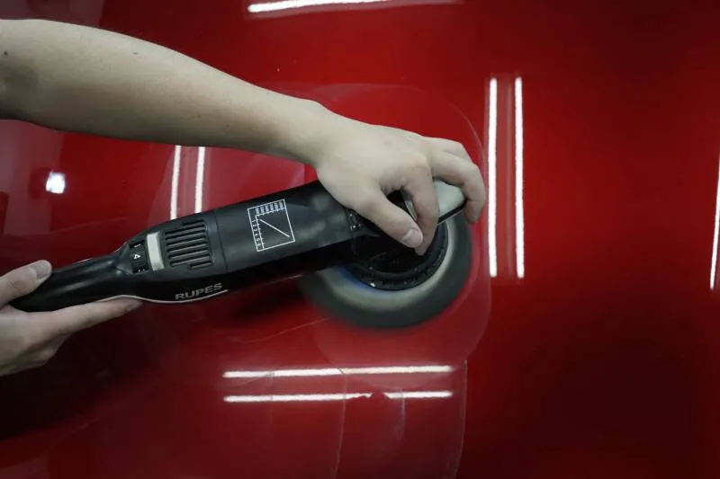 マツダのコーティング前の下地処理