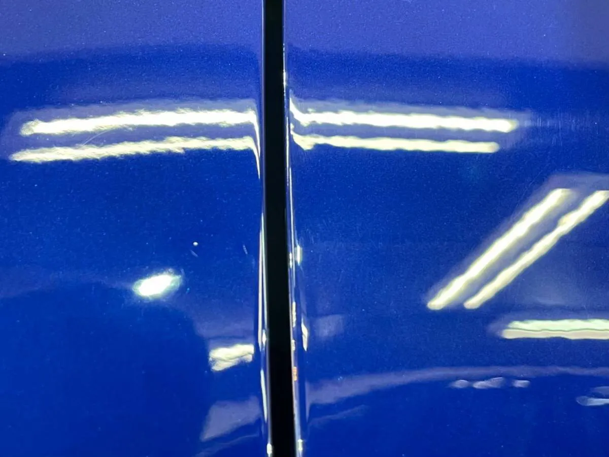 再塗装後の塗装肌の磨きと仕上がりの良いパネル