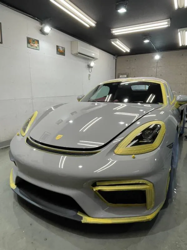 ポルシェ718スパイダーのクレヨン