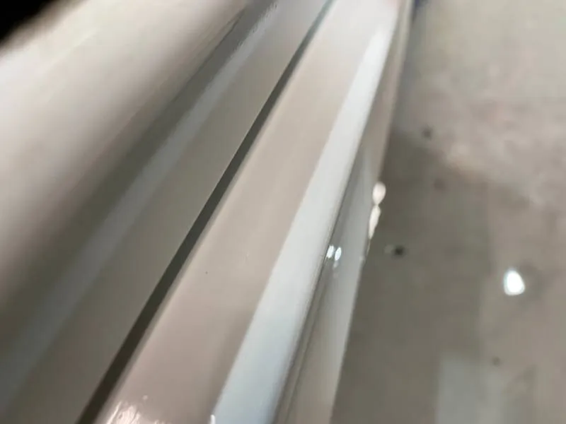 ドアの内側までくる恐るべし鉄粉を除去