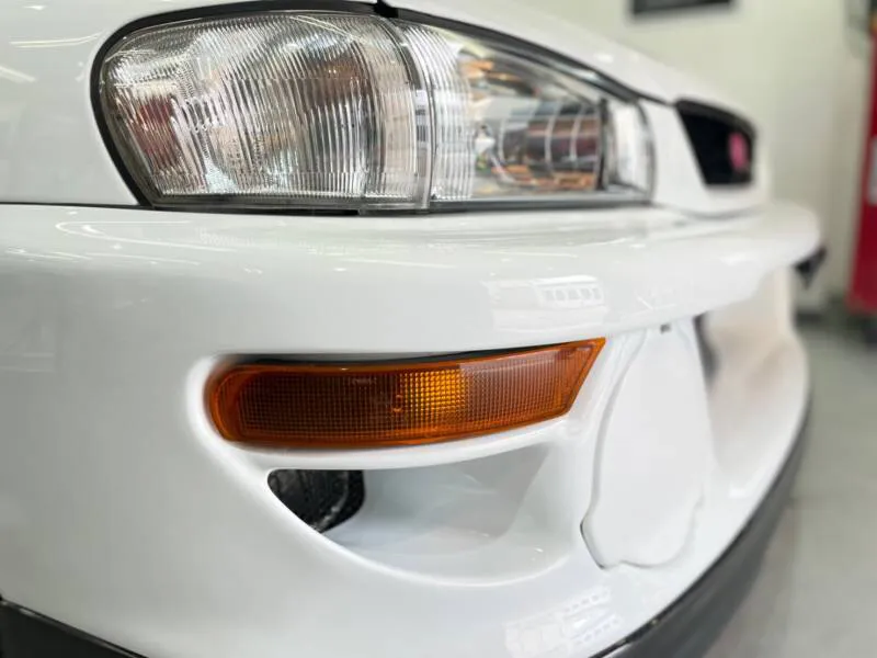 純白のピュアホワイト