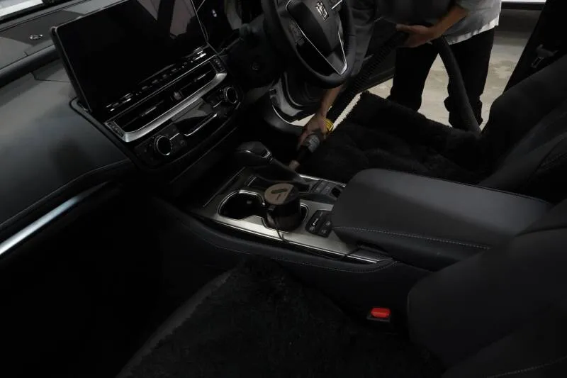 新型クラウンの内装と心地よい室内空間