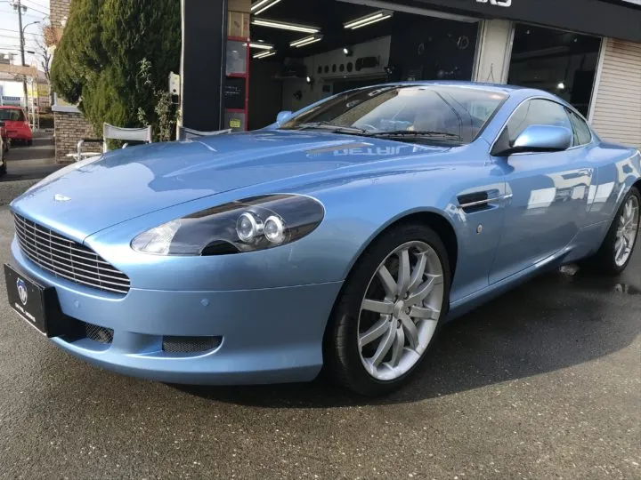 3代目のお付き合いがアストンマーチンDB9