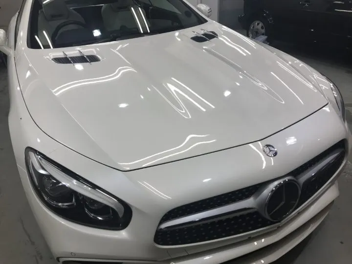 メルセデスベンツSLへプロテクションフィルムのフロントセット