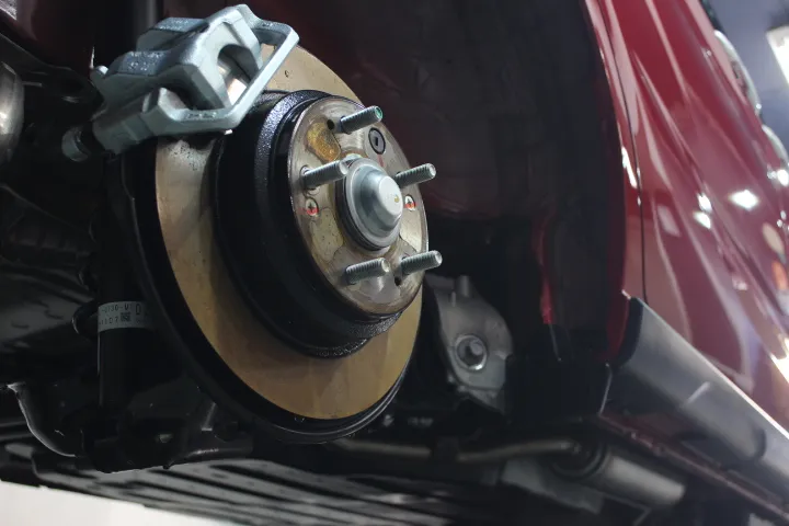 フリードの足回り清掃