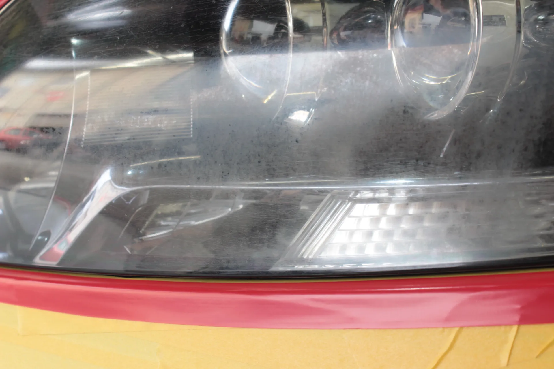 ヘッドライトのくもり除去磨き