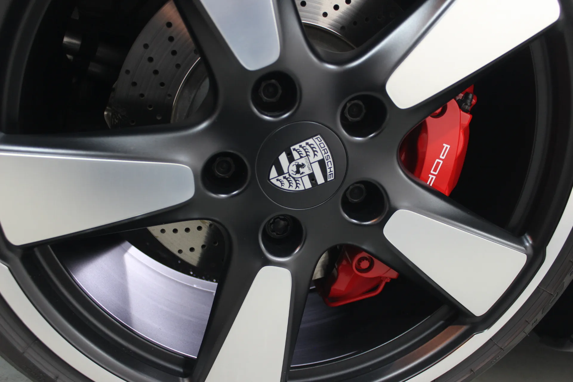 991の50thモデル専用ホイール