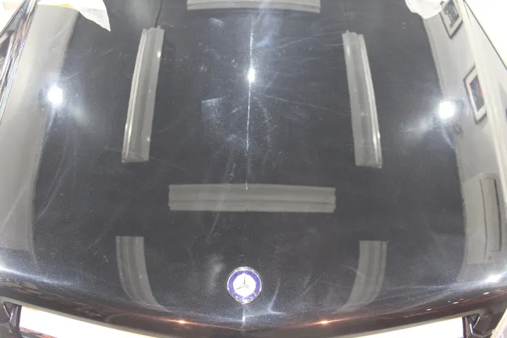 再塗装された酷いボンネットフード