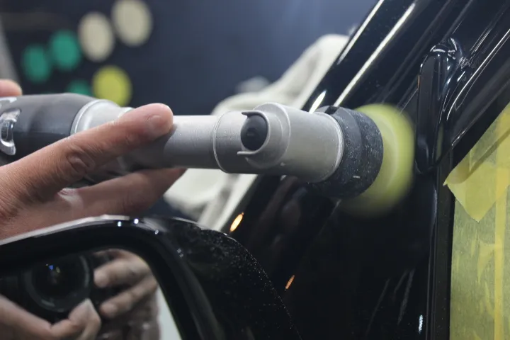 車の細かい部分の磨き方