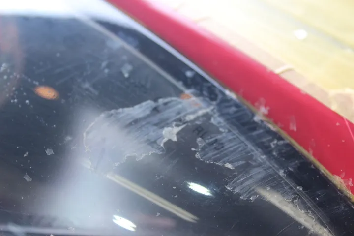ヘッドライトのハードコートの剥がれと劣化防止は東京の車磨き専門店の当店へ