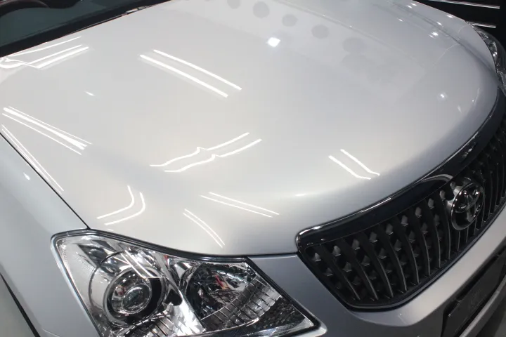 シルバーの車は磨いても意味ない?