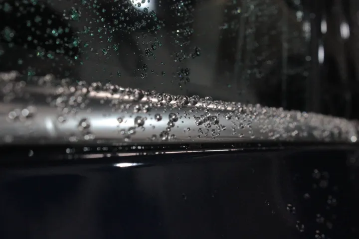 ウインドーモールプロテクションの剥がしができる東京のコーティング専門店