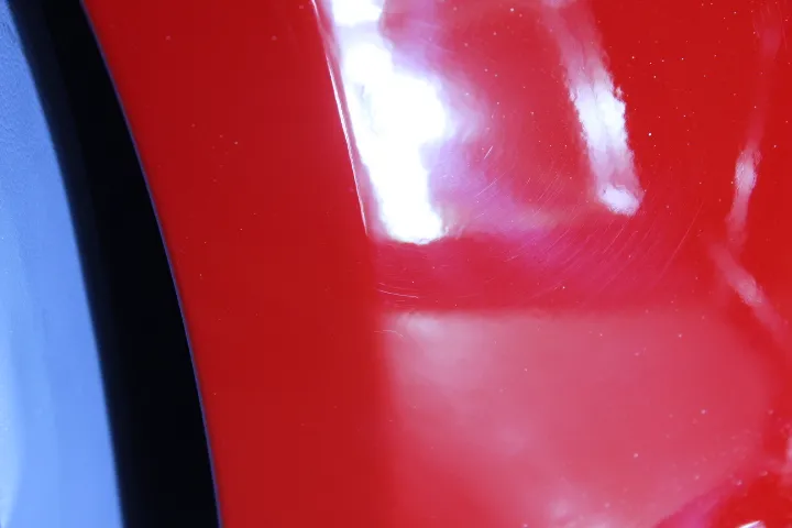 アウディR8の板金塗装跡の処理