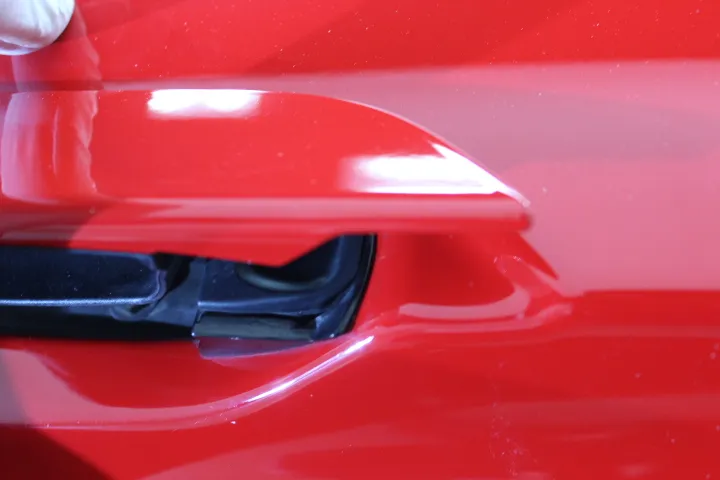 アウタードアハンドル裏のコーティング