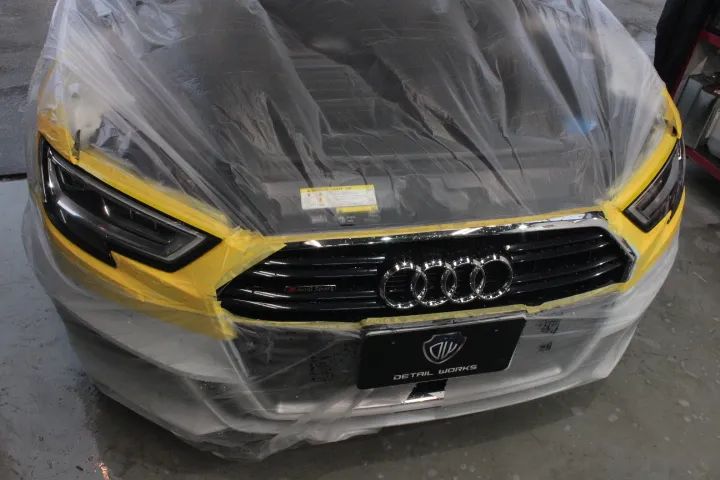 ヘッドライトのマイクロクラックの修復