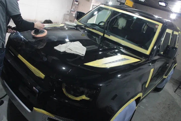 艶消しプロテクションフィルム施工前の下地処理