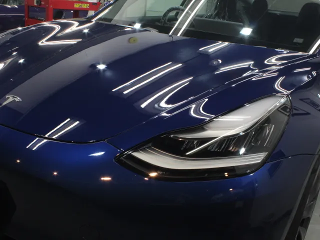 ハイモースコート ザ・グロウを施工したテスラモデル3