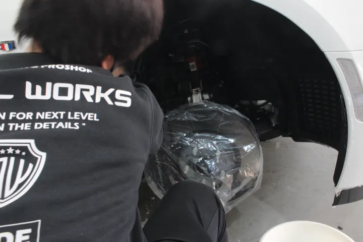 タイヤハウス内の樹脂部のコーティング