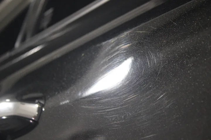 レクサスの塗装色ソニッククオーツの深み