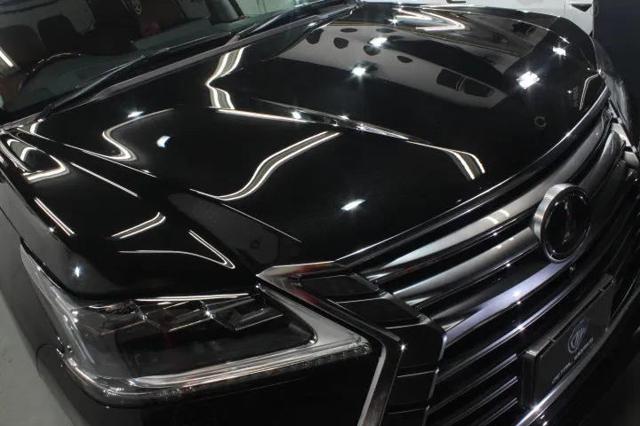 レクサス車はセラミックコーティングがおすすめ