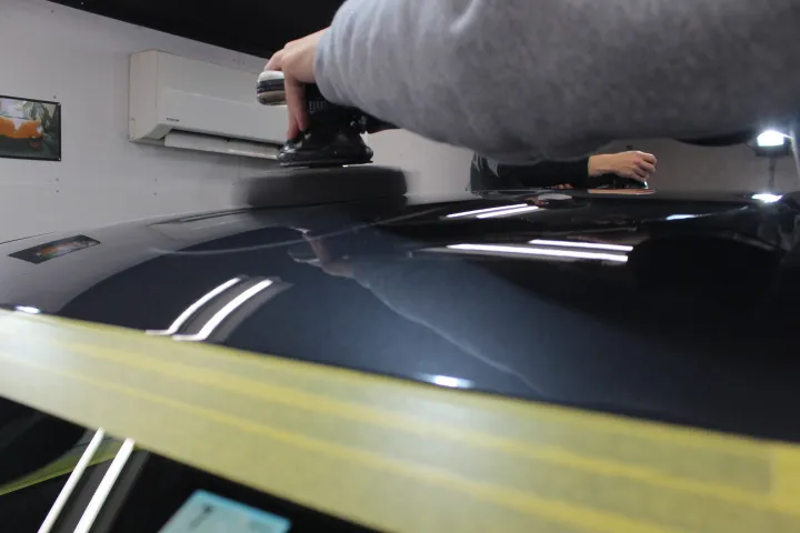 花粉で侵された車のダメージ除去方法