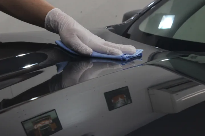 2層のハイブリッドガラスコーティング