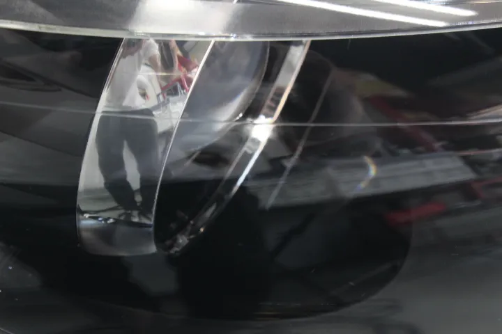 輸入車のヘッドライトの劣化の仕方の特徴