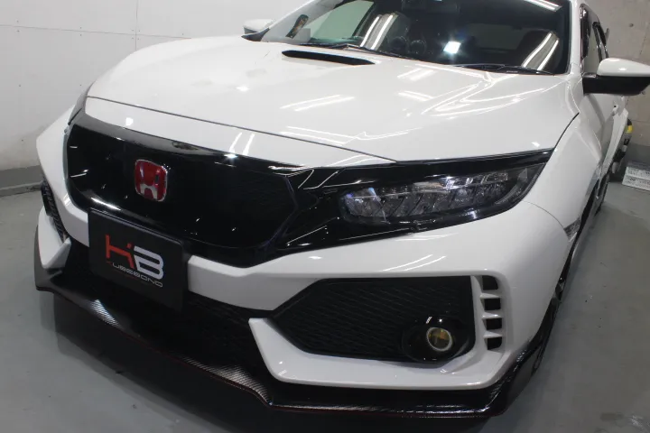 世界のカーディテイリングショップが認めるコーティング