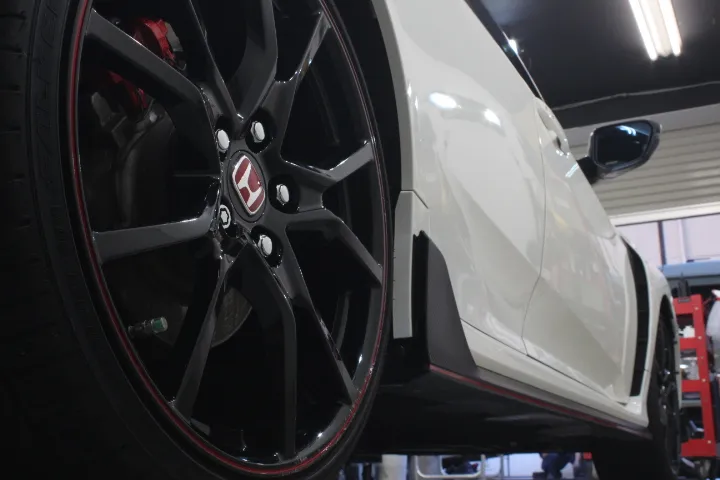 ホンダシビックタイプRのセラミックコーティング