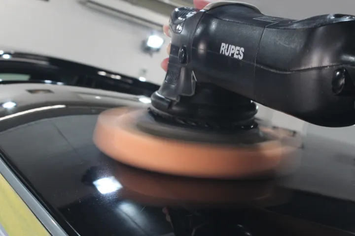 オリジンの202ブラックはソリッドカラー